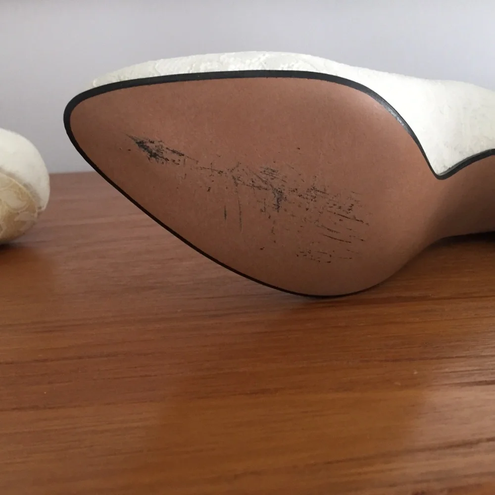 Lace dress shoes - Wear as white or Dyeable to match your dress